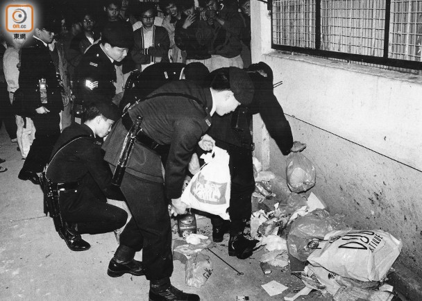 Tốt bụng giúp đỡ người hàng xóm mù chữ, cô gái trẻ chẳng ngờ tự rước vào mình một kết cục gây ám ảnh người dân toàn Hong Kong Tốt bụng giúp đỡ người hàng xóm mù chữ, cô gái trẻ chẳng ngờ tự rước vào mình một kết cục gây ám ảnh người dân toàn Hong Kong