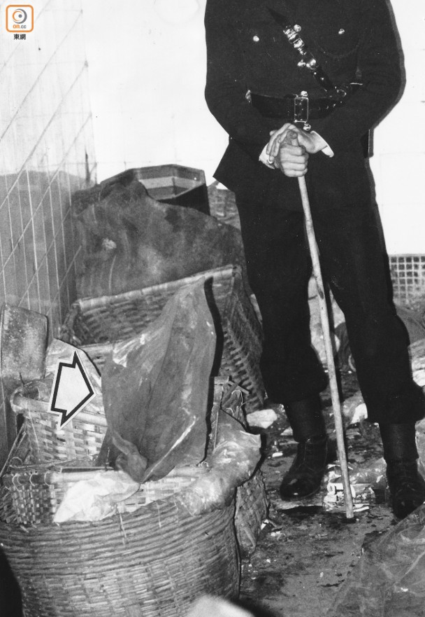 Tốt bụng giúp đỡ người hàng xóm mù chữ, cô gái trẻ chẳng ngờ tự rước vào mình một kết cục gây ám ảnh người dân toàn Hong Kong Tốt bụng giúp đỡ người hàng xóm mù chữ, cô gái trẻ chẳng ngờ tự rước vào mình một kết cục gây ám ảnh người dân toàn Hong Kong