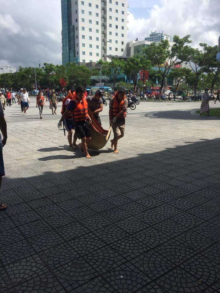 Hoảng hồn phát hiện xác nam thanh niên nổi lềnh bềnh trên sông Hàn