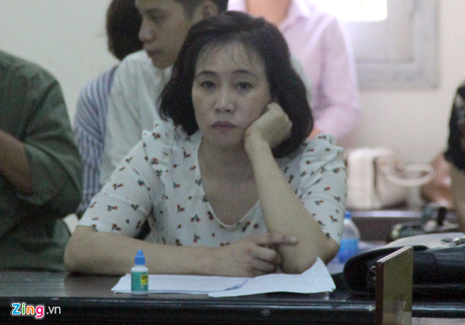 Lý lẽ kêu oan của nữ bị cáo buộc tội nổ súng giết chồng