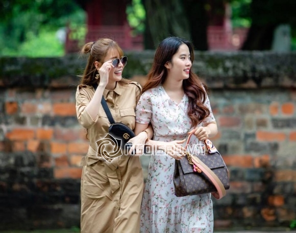 Lần đầu xuất hiện sau tin đám cưới Trường Giang, Nam Em phát tướng cả chục cân, kém sắc thấy rõ