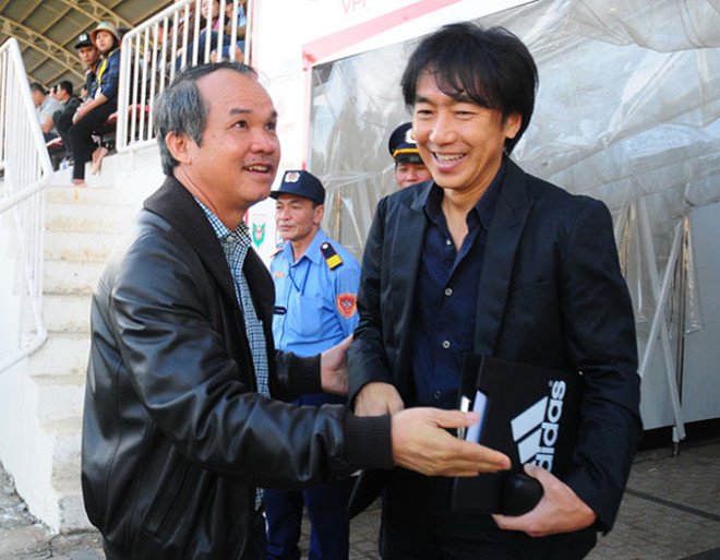 Bầu Đức đấu HLV Miura: Sẽ thế nào, nếu HAGL thua?