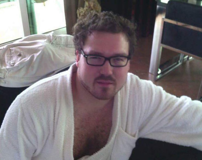 Tin tưởng đi khách với gã Tây đạo mạo lắm tiền, 2 cô gái trở thành nạn nhân trong vụ giết người rùng rợn chấn động Hong Kong