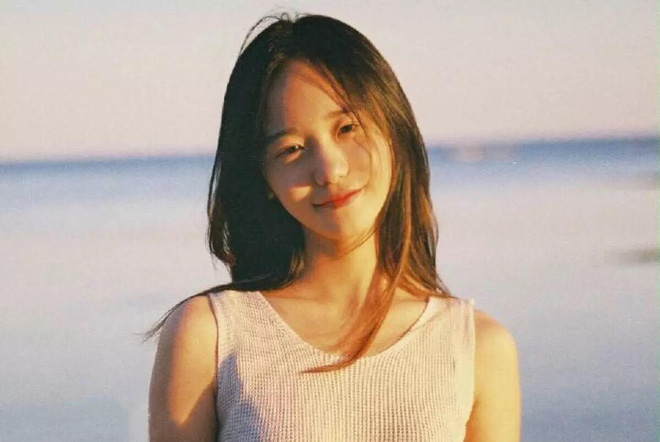 Có những kiểu người dù để kiểu tóc gì cũng đẹp, cô bạn Trung Quốc này chính là ví dụ Có những kiểu người dù để kiểu tóc gì cũng đẹp, cô bạn Trung Quốc này chính là ví dụ