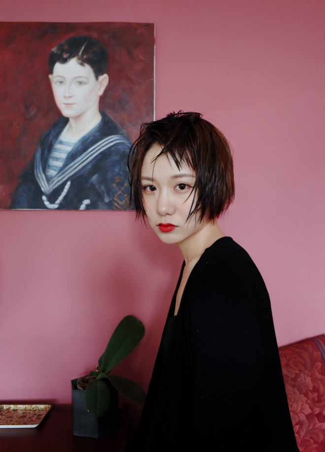 Có những kiểu người dù để kiểu tóc gì cũng đẹp, cô bạn Trung Quốc này chính là ví dụ Có những kiểu người dù để kiểu tóc gì cũng đẹp, cô bạn Trung Quốc này chính là ví dụ