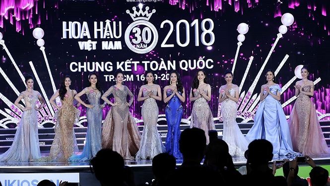 Clip: Phút đăng quang của Tân Hoa hậu Việt Nam 2018 - Trần Tiểu Vy! Clip: Phút đăng quang của Tân Hoa hậu Việt Nam 2018 - Trần Tiểu Vy!