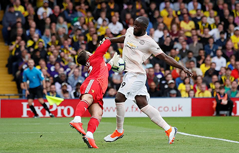 M.U đưa hiện tượng Watford trở lại mặt đất bằng chiến thắng sít sao