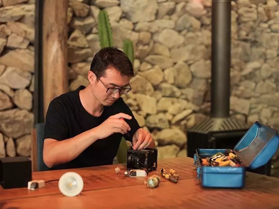 Ngôi nhà bình yên và cuộc sống hạnh phúc của gia đình 3 người đã bán hai mảnh đất ở phố về sống ở ngôi làng cổ