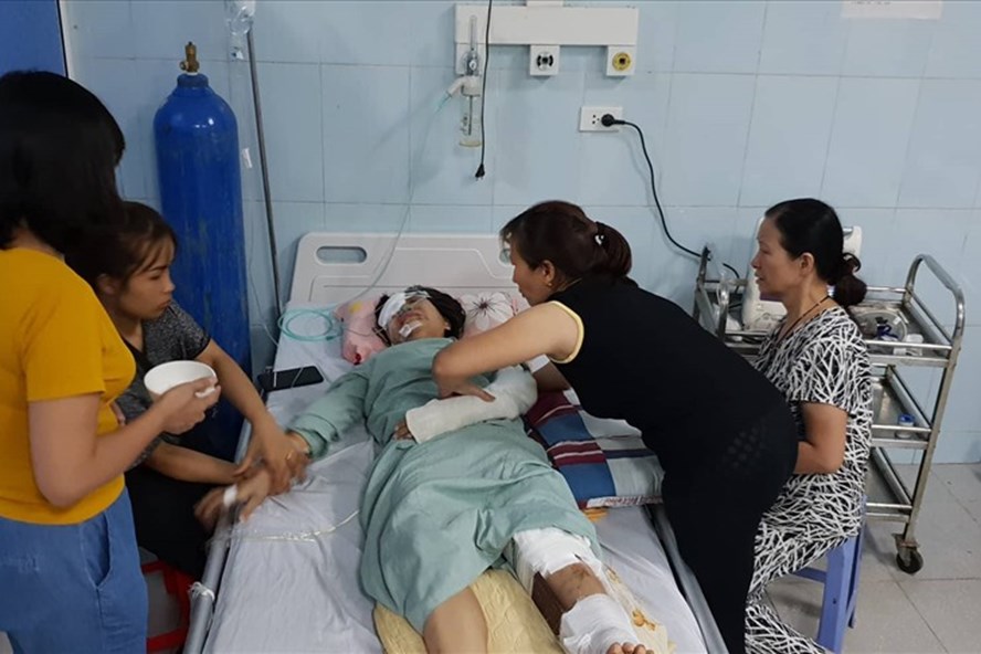 Vụ tai nạn thảm khốc 13 người chết ở Lai Châu: Đại tang ngày về giỗ bố, mong có một phép màu