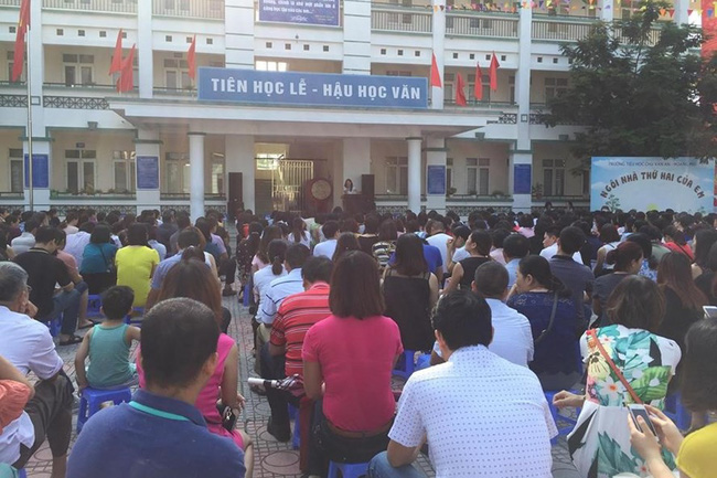 Trường Tiểu học đông học sinh nhất Thủ đô: Phụ huynh kiến nghị quay lại lịch học luân phiên