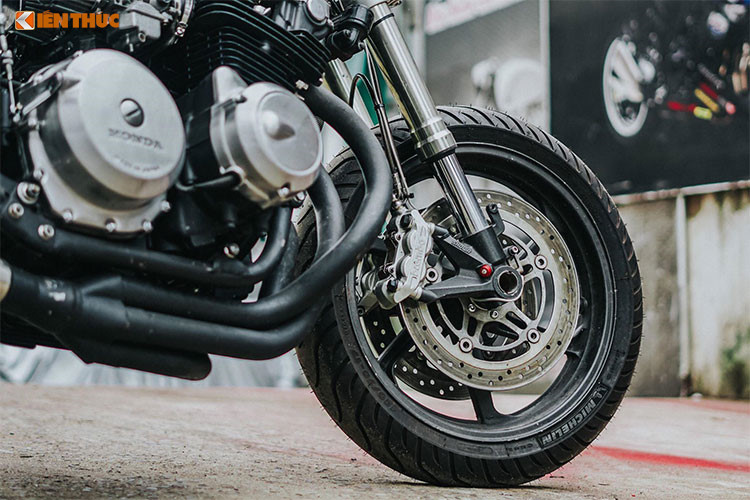 Thợ Sài Gòn độ Honda CB750 cực gấu cho dân chơi Vũng Tàu