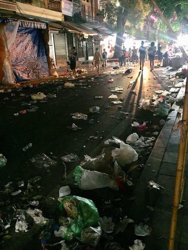 Hình ảnh Hà Nội bị đối xử tệ bạc khiến nhiều người phải bình luận: thật kinh khủng!