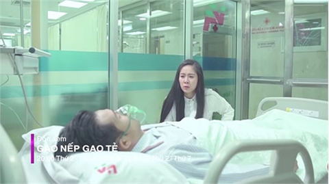 Phim Gạo nếp gạo tẻ tập 58: Hương đau đớn nhìn Tường hôn mê trên giường bệnh