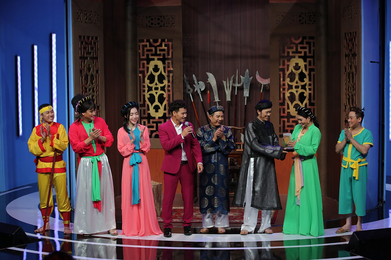 Ơn giời cậu đây rồi tập 1: Trấn Thành lừa bán con gái vào động mại dâm nhưng bị Ngọc Huyền hành cho sấp mặt