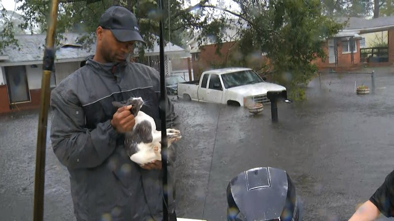 Bão Florence vào Mỹ: Đã 70 năm chưa từng thấy cơn bão như thế này