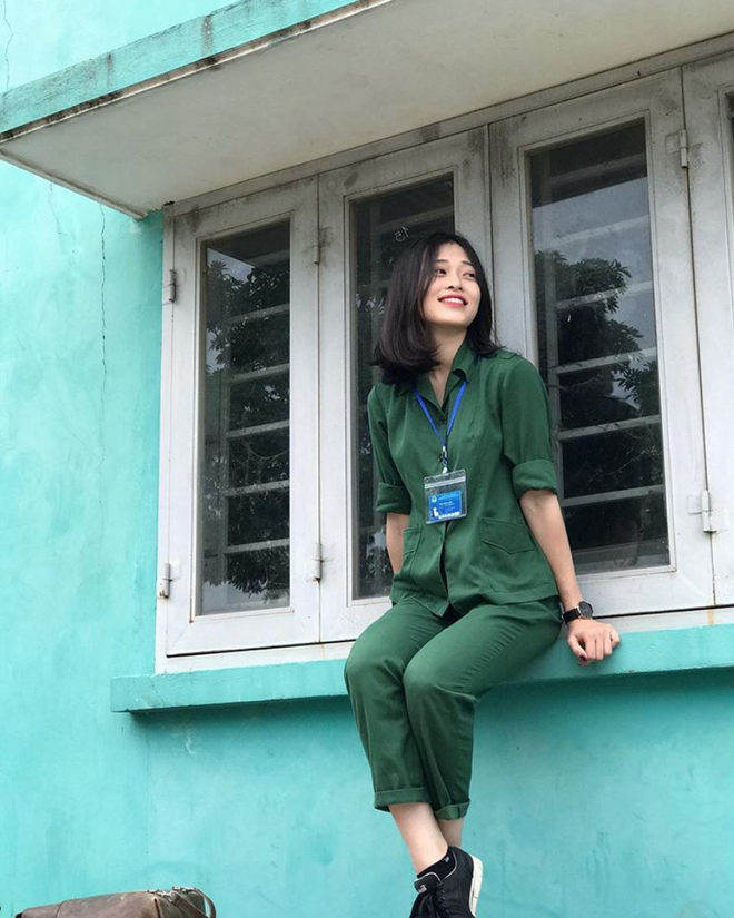 Đi học quân sự thôi mà Á hậu 1 Phương Nga có ngay bộ ảnh thần thái đỉnh cao như chụp cho tạp chí thế này!