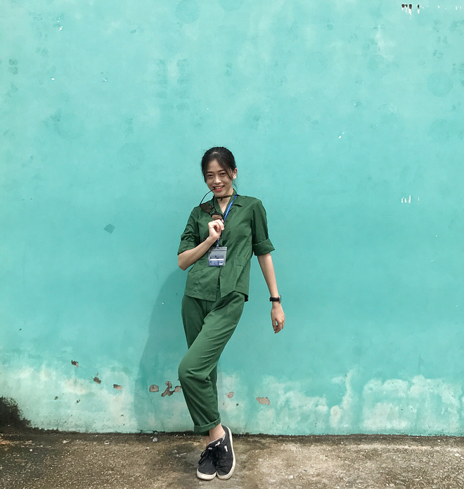 Đi học quân sự thôi mà Á hậu 1 Phương Nga có ngay bộ ảnh thần thái đỉnh cao như chụp cho tạp chí thế này!