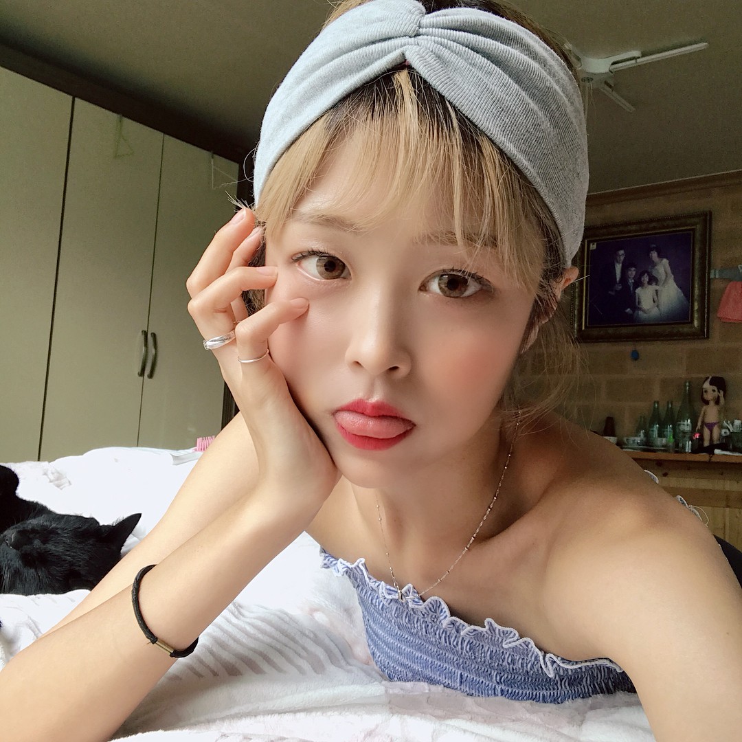 Vẫn biết đắp mặt nạ giấy sẽ giúp da đẹp lên, nhưng để chọn đúng loại thì bạn cần nhớ loạt bí kíp này