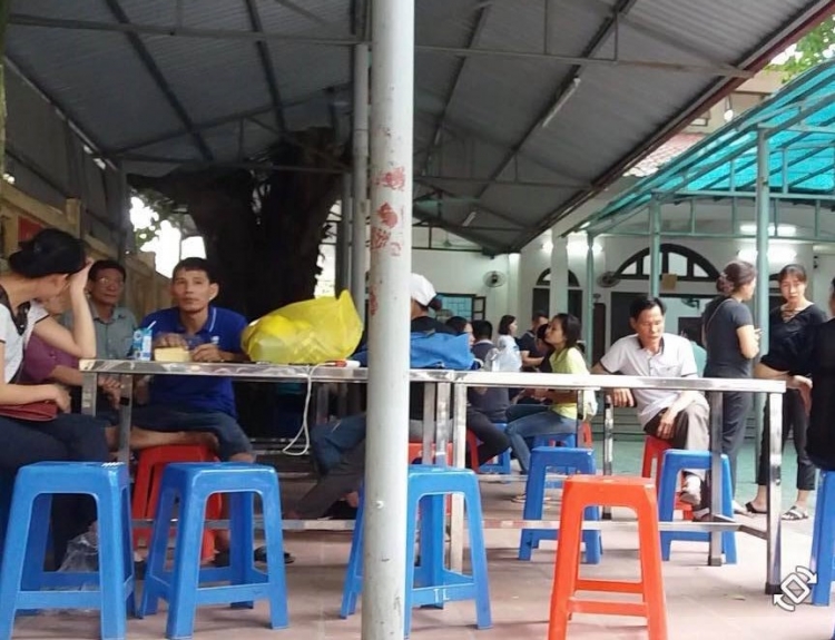 Công an điều tra vụ 7 người chết, nhiều người nhập viện nghi sốc thuốc tại lễ hội âm nhạc ở Công viên nước Hồ Tây Công an điều tra vụ 7 người chết, nhiều người nhập viện nghi sốc thuốc tại lễ hội âm nhạc ở Công viên nước Hồ Tây