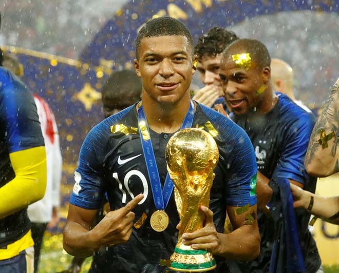 UEFA ra tối hậu thư: Neymar hoặc Mbappe, PSG phải bán máu chạy tội