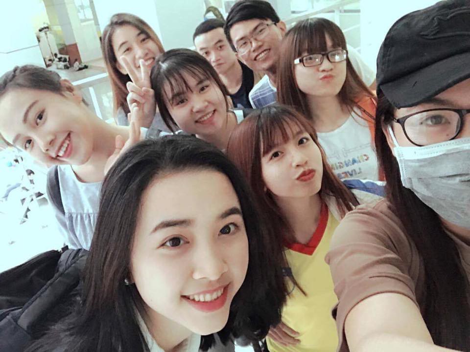 Soi học lực của Á hậu 2 Nguyễn Thị Thúy An: Sinh viên khoa Quản trị Kinh doanh và là Miss thân thiện của HUTECH