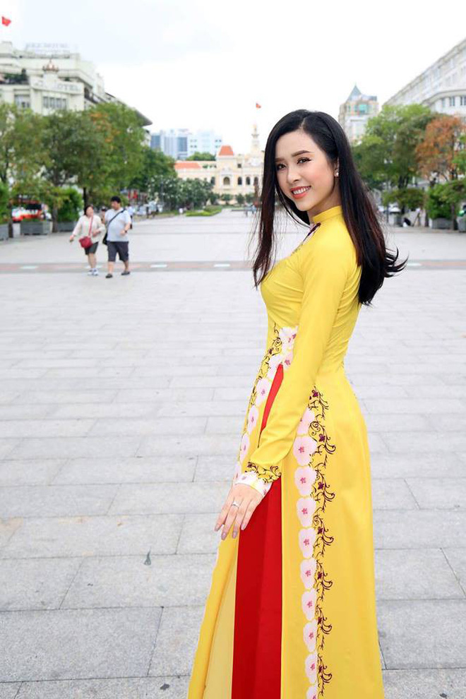 Soi học lực của Á hậu 2 Nguyễn Thị Thúy An: Sinh viên khoa Quản trị Kinh doanh và là Miss thân thiện của HUTECH