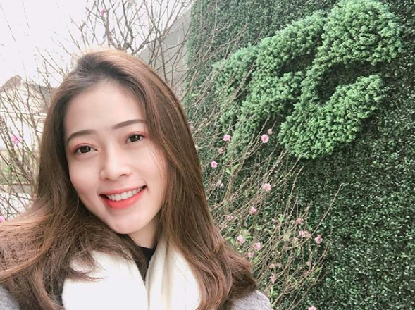 Á hậu 1 Bùi Phương Nga: Không những xinh rạng ngời mà còn là sinh viên có nhiều thành tích của NEU