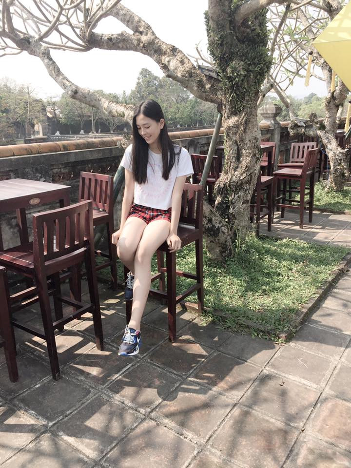 Cận cảnh nhan sắc đời thường của Hoa hậu Việt Nam 2018