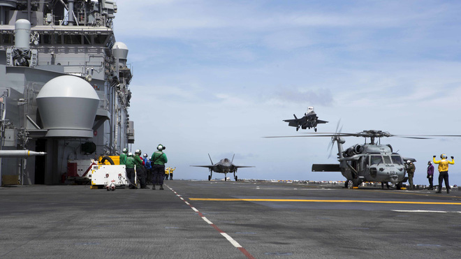 Mỹ nói F-35 vô song, Nga giễu cợt: Tàng hình thua cả Su-57, sao qua mặt S-300/400 ở Syria