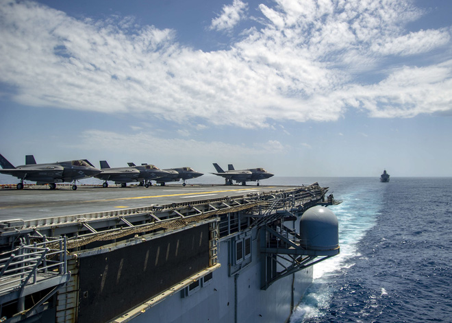 Mỹ nói F-35 vô song, Nga giễu cợt: Tàng hình thua cả Su-57, sao qua mặt S-300/400 ở Syria