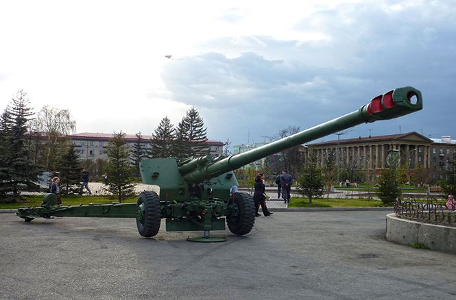 Pháo binh Nga khoe sức mạnh tại tập trận Vostok 2018