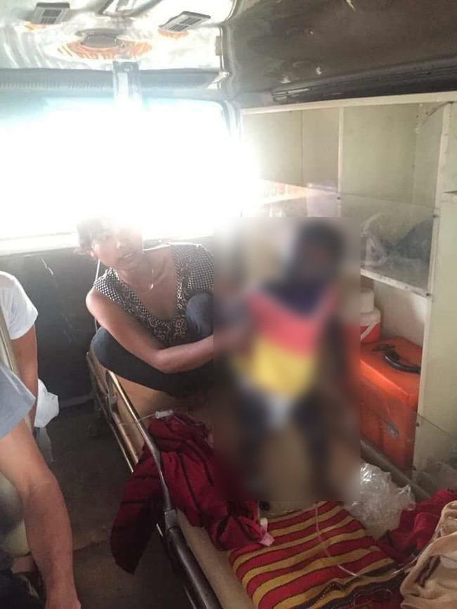 Bé trai nhiễm trùng huyết ở Gia Lai đã mất nhưng nhà từ thiện vẫn kêu gọi, kèm hình ảnh thương tâm của bệnh nhân