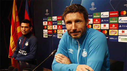 Van Bommel: Messi vẫn là số 1 dù có hay không Quả bóng vàng