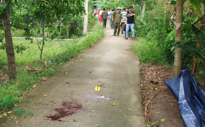 Nhóm thanh niên đâm chết người do mâu thuẫn tình cảm