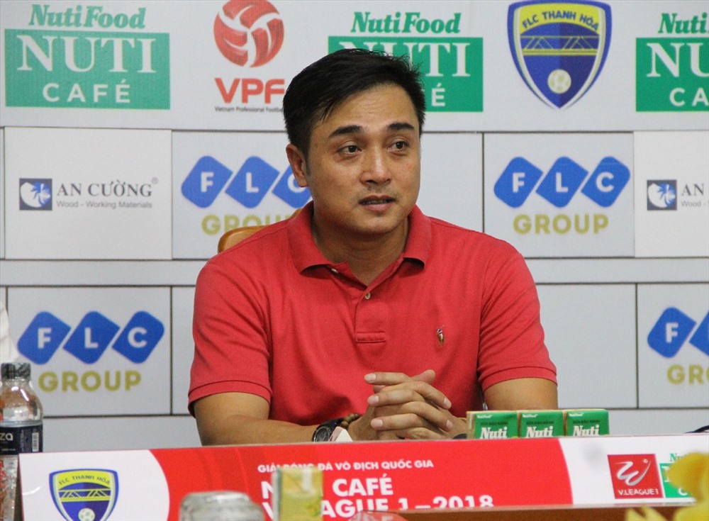 Chỉ trích trọng tài, HLV Đức Thắng đứng trước án phạt