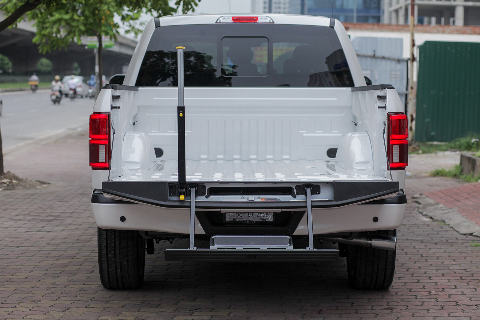 Siêu bán tải Ford F-150 Limited 2018 đầu tiên về Việt Nam