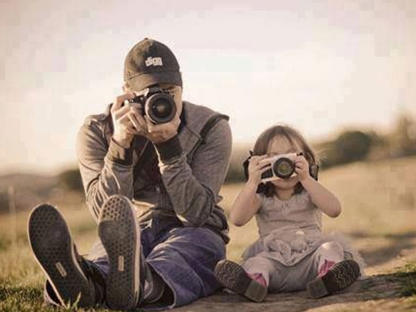 Chuyện kể về ông bố kute nhất năm khiến dân mạng phì cười