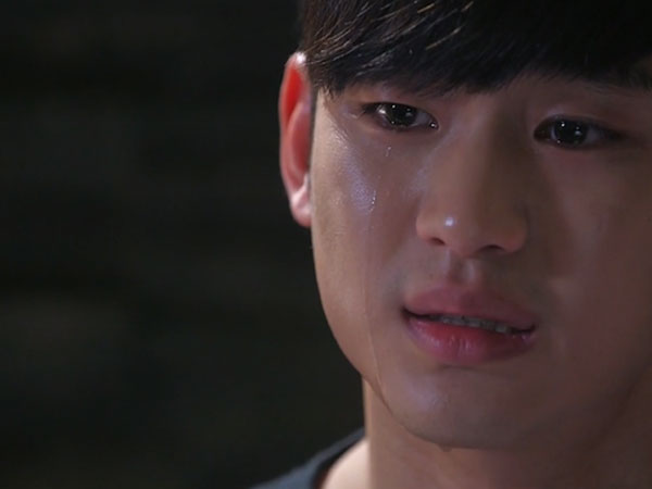 Biết tôi vô sinh em vẫn cam tâm ở cạnh, gánh tiếng oan bị mẹ chồng nhiếc móc mỗi ngày, thật chẳng ngờ em chỉ xem tôi là thằng đần