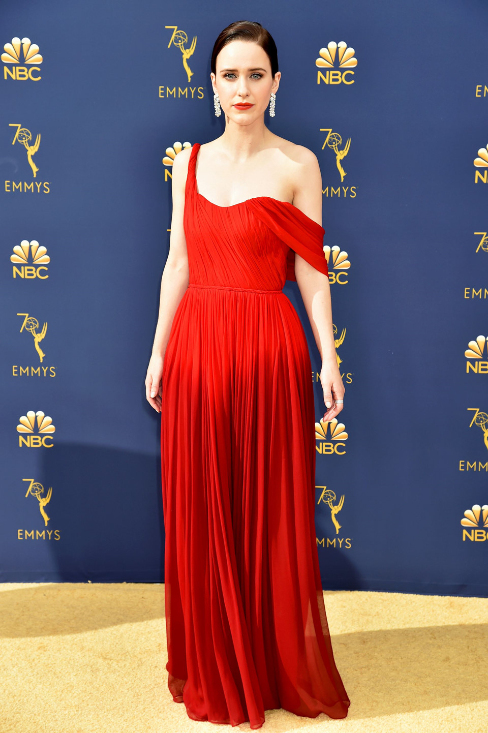 10 mẫu váy đẹp nhất thảm đỏ lễ trao giải Primetime Emmy 2018