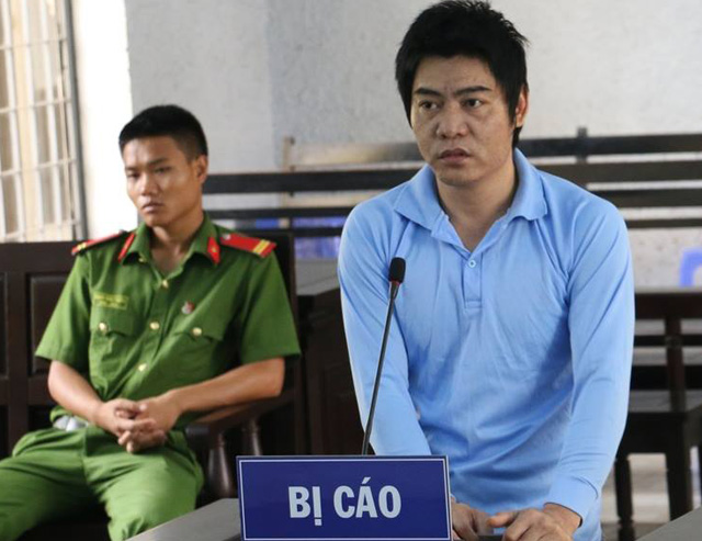 18 năm tù cho người cha mất nhân tính hiếp dâm con ruột