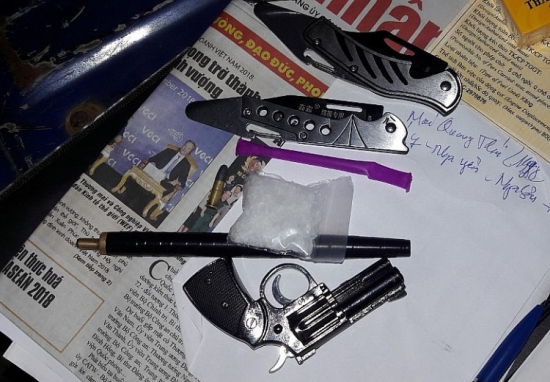 Thanh Hóa: Bắt giữ đối tượng buôn bán ma tuý đá, sử dụng súng bút tự chế