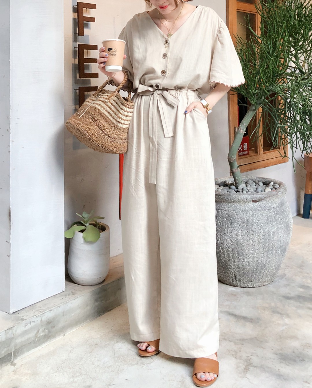 Nếu mùa hè chỉ diện quanh quần vải và shorts thì sang thu các nàng tha hồ hoàn thiện phong cách với 5 kiểu quần này