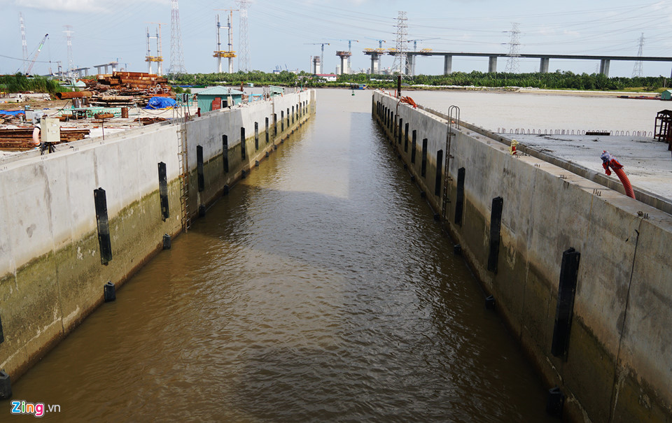 Cảnh bất động của dự án ngăn triều 10.000 tỷ ở Sài Gòn