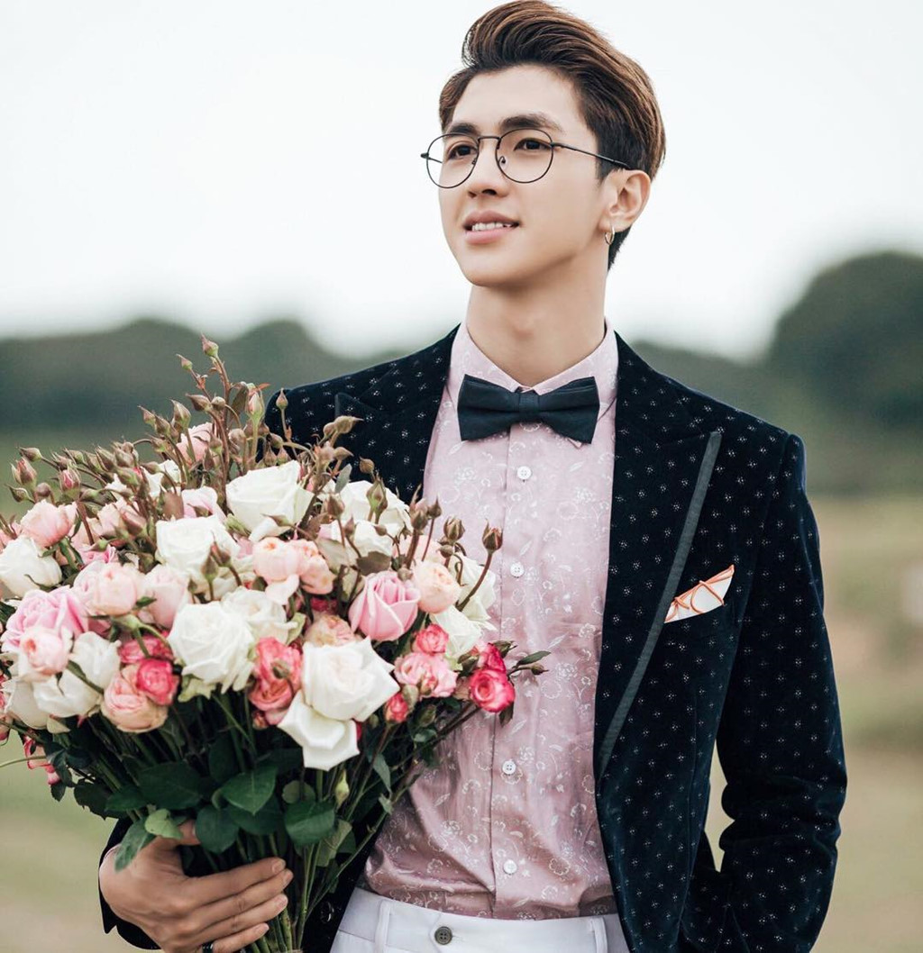 Bạn trai tin đồn của Á hậu Phương Nga cao 1,82 m, người chuẩn 6 múi