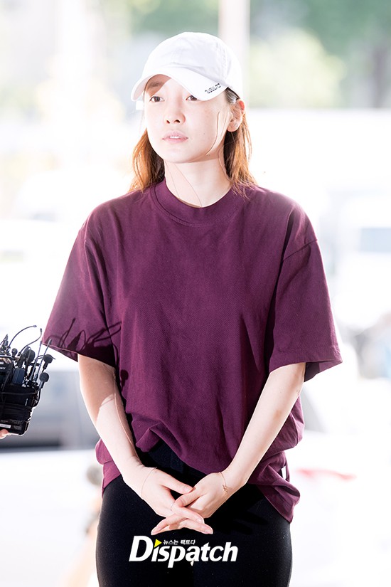 Goo Hara lần đầu lộ diện sau vụ hành hung: Mặt sưng vù, cổ và tay đầy vết bầm máu và băng bó nghiêm trọng