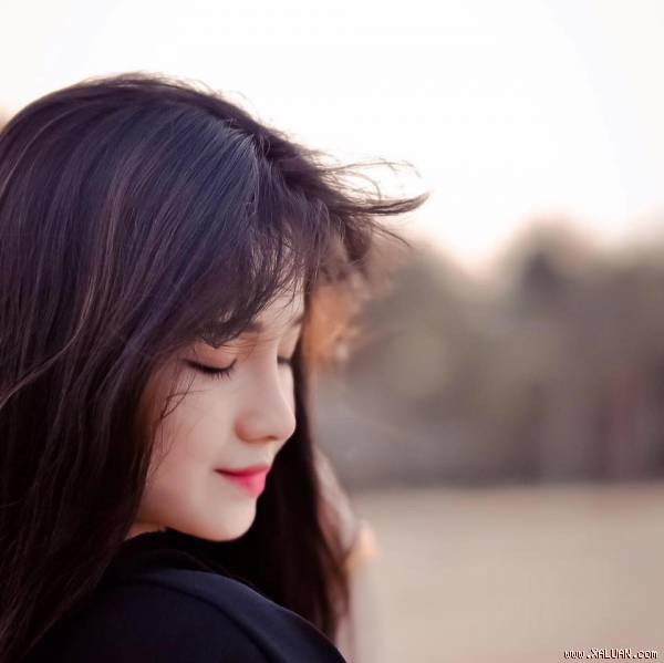 Không chỉ tân hoa hậu, các hot girl xứ Quảng cũng khiến dân mạng không thể rời mắt