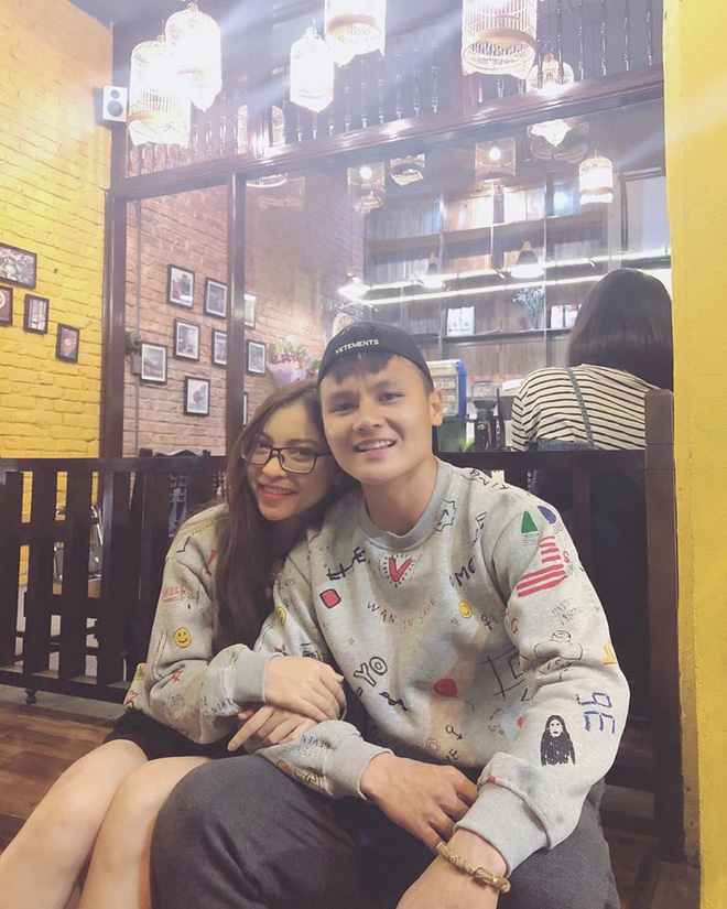 Không chỉ tân hoa hậu, các hot girl xứ Quảng cũng khiến dân mạng không thể rời mắt