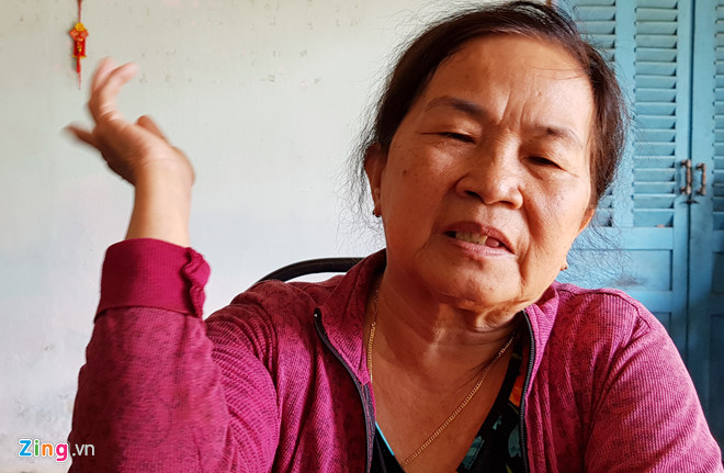 Người chị kể lúc thấy thi thể em gái cắm đầu trong thùng nước