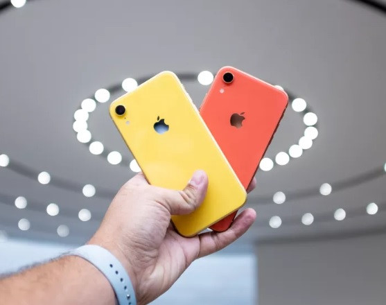 Apple sẽ gặp vấn đề vì tên iPhone mới