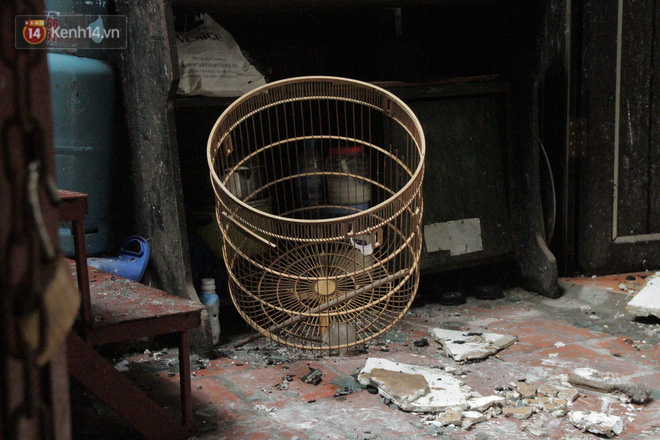 Video: Khung cảnh tan hoang bên trong dãy trọ bị giặc lửa thiêu rụi ở Hà Nội